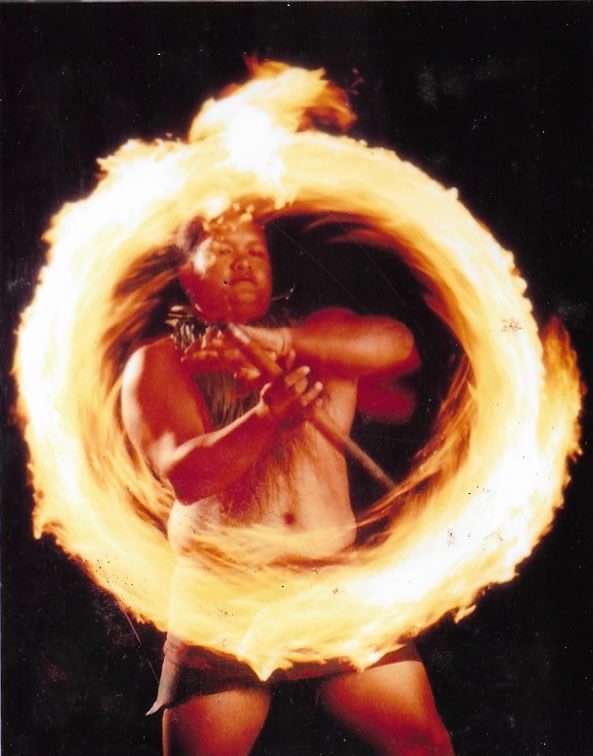 Luau Fire Kane